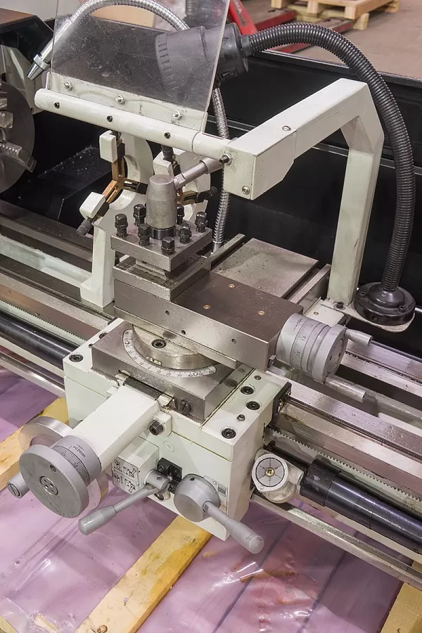 Станок токарный STALEX D320x880G Vario