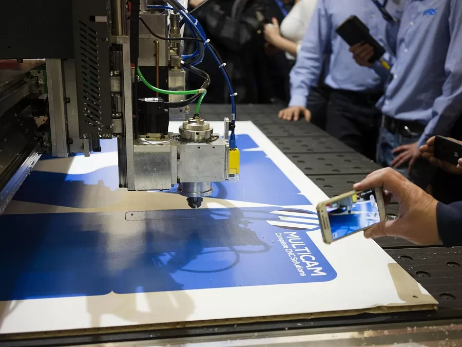 Фрезерно-гравировальные станки MultiCam Серии 1000