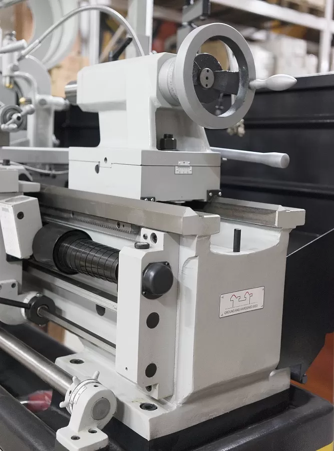 Станок токарно-винторезный STALEX C6246E/1000