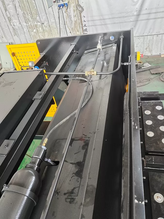 Гильотина гидравлическая Stalex HSB 2500x4