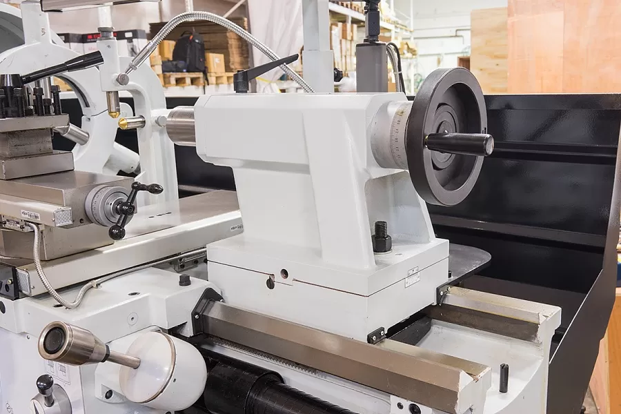 Станок токарно-винторезный STALEX C6251/2000