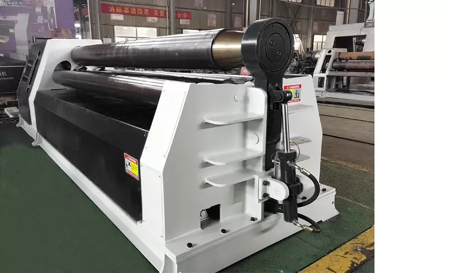 Четырехвалковый гидравлический вальцовочный станок STALEX W12-25x3000