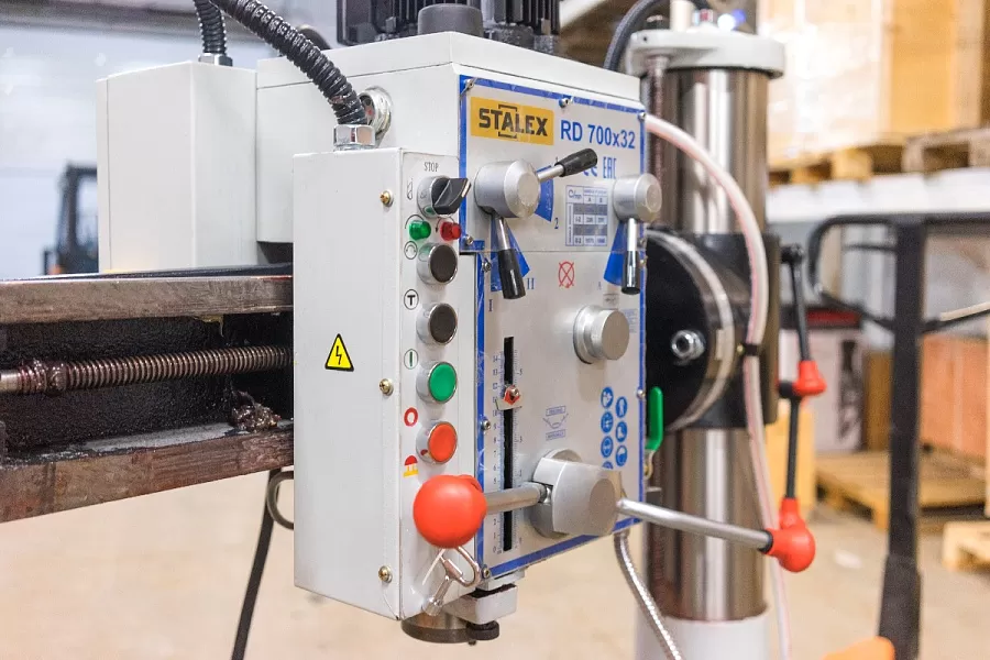 Станок радиально-сверлильный STALEX RD700x32
