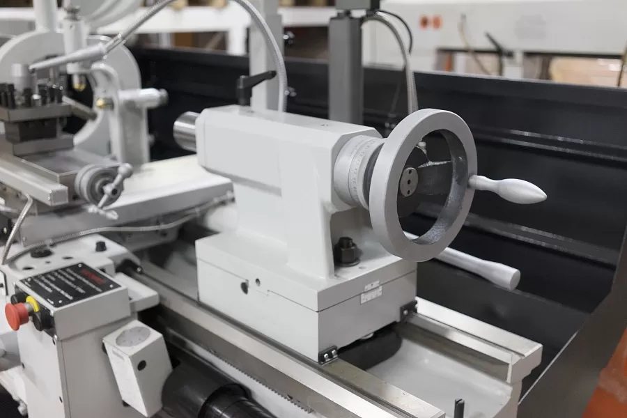 Станок токарно-винторезный STALEX C6246E/1000