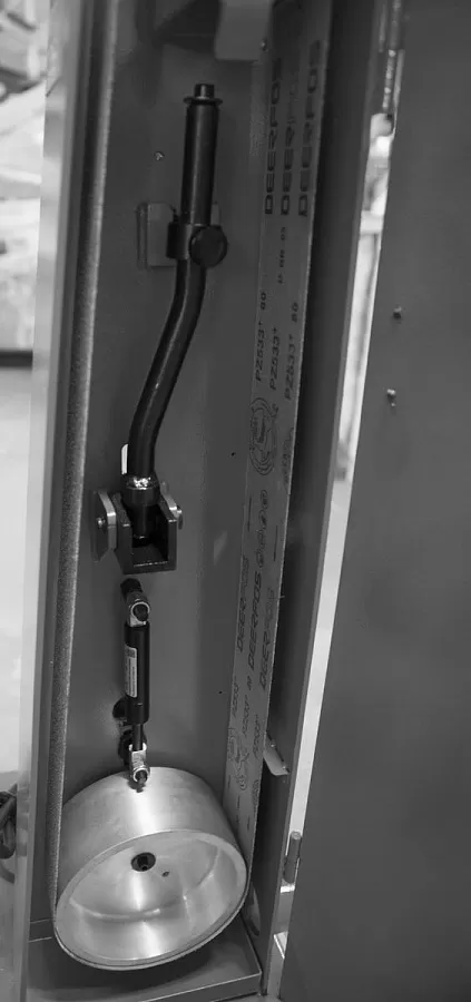 Станок ленточно-шлифовальный Stalex S-75V